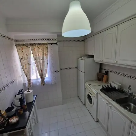 Charming Beachside Apartment- The Perfect Getaway! Albufeira Exterior photo